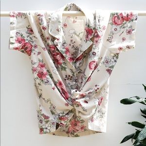 Vintage Floral Garden Short Sleeve Top